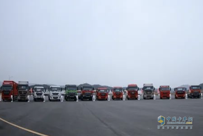 市場回暖！東風(fēng)商用車銷量居行業(yè)第二