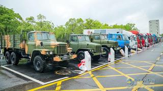 研發(fā)40年慶祝大會(huì)  東風(fēng)商用車以技術(shù)革新掌控未來