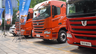 卡友子女就業(yè)不用愁！聯(lián)合重卡雙車上市極致安全持續(xù)護(hù)航
