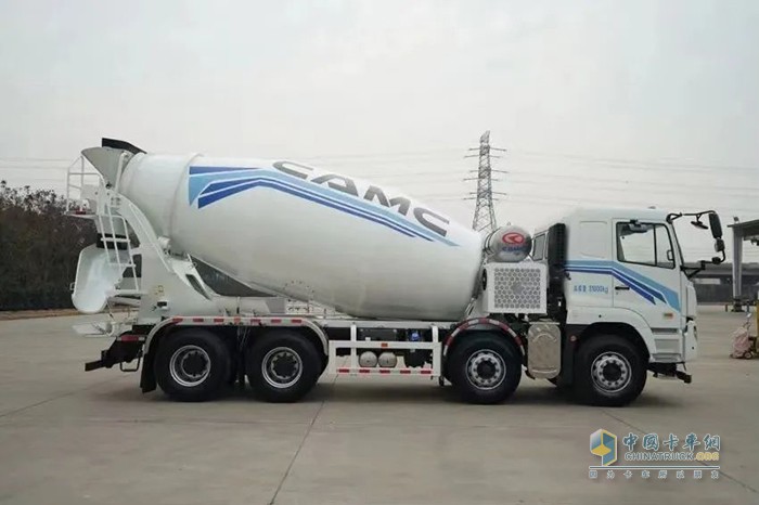 星馬輕騎兵電動(dòng)上裝攪拌車，助卡友掌握創(chuàng)富“話語權(quán)”