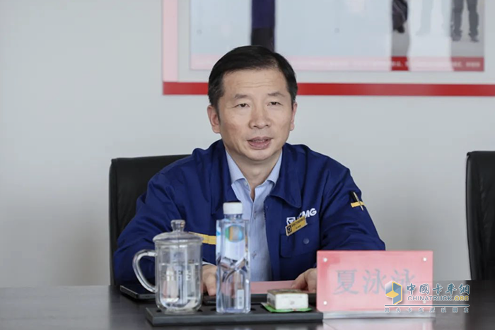 200臺！徐工汽車與內(nèi)蒙古正源實業(yè)簽署戰(zhàn)略合作協(xié)議