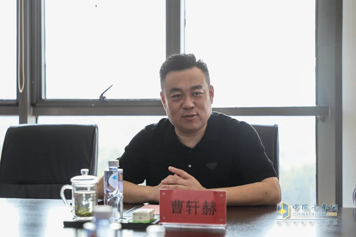 200臺！徐工汽車與內(nèi)蒙古正源實業(yè)簽署戰(zhàn)略合作協(xié)議