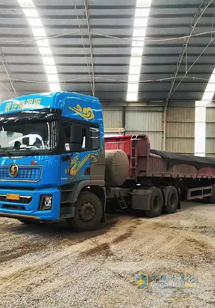 可靠?jī)?yōu)先，服務(wù)到位，王老板說：砂石料選車認(rèn)準(zhǔn)這兩點(diǎn)！
