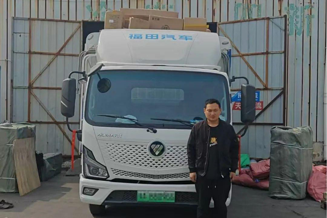 告別中途充電！看141度大電量歐馬可輕卡如何破解400公里城配續(xù)航難題