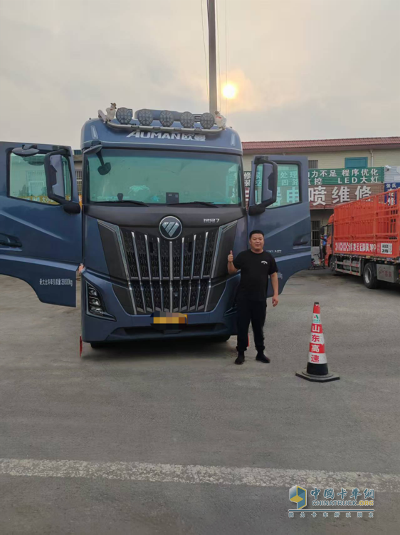 首月就跑12000公里+！歐曼銀河7燃氣車：高師傅穿山越疆的得力戰(zhàn)車
