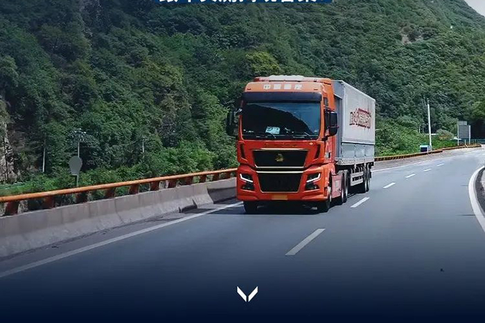 實測高分選手:汕德卡G7H 720牽引車，節(jié)氣一流，贏在起跑線！