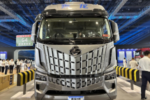 630 馬力 每百公里節(jié)氣2KG 乘龍HK LNG牽引車憑實力圈粉
