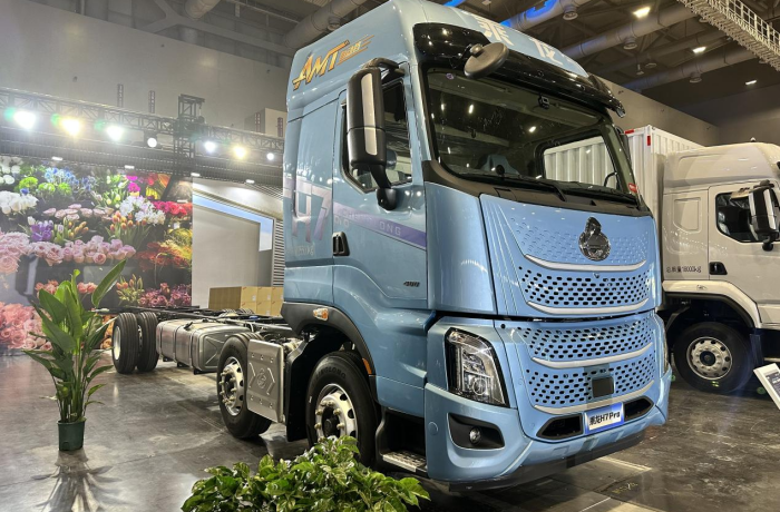 百公里油耗21L！乘龍H7 Pro 6x2載貨車助您多拉快跑穩(wěn)創(chuàng)富
