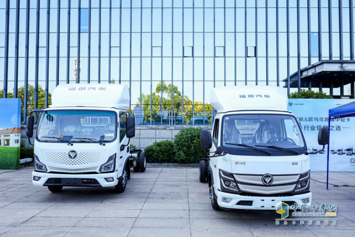 重慶綠色物流怎么選車？歐馬可新能源輕卡駕到！