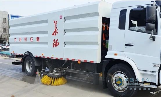 長(zhǎng)征純電洗掃車