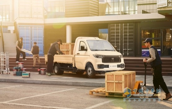 北汽雷馳重磅推出新能源“旗艦”“小卡” 重塑新能源物流車競爭格局