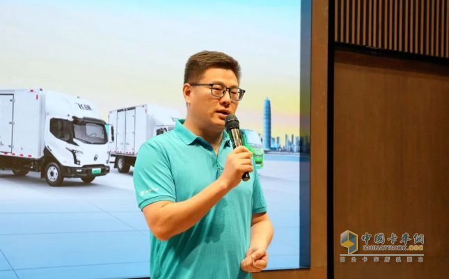 飛碟汽車(chē)「亮劍中原」新能源全系產(chǎn)品發(fā)布會(huì)盛大啟幕