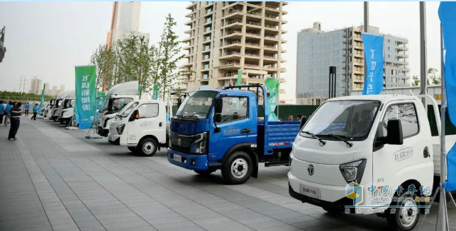 飛碟汽車(chē)「亮劍中原」新能源全系產(chǎn)品發(fā)布會(huì)盛大啟幕