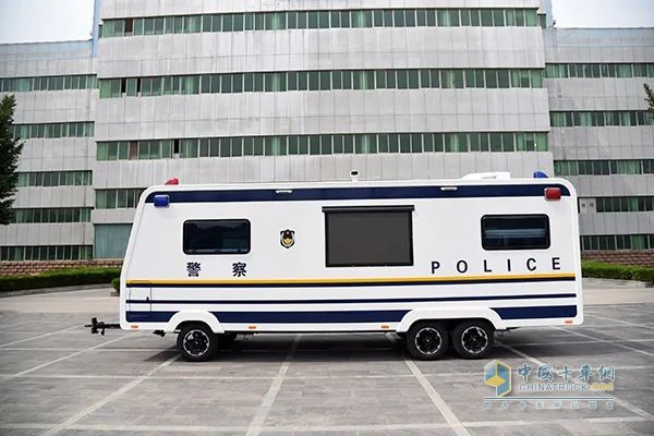 森源鴻馬機(jī)動(dòng)化警務(wù)室賦能智慧警務(wù)