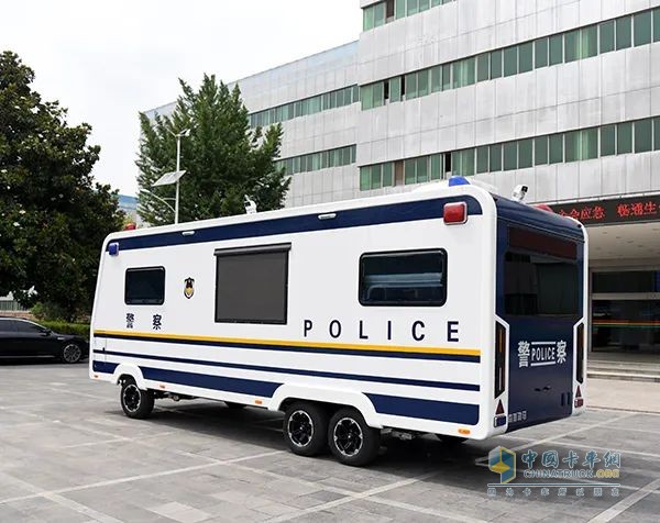 森源鴻馬機(jī)動(dòng)化警務(wù)室賦能智慧警務(wù)