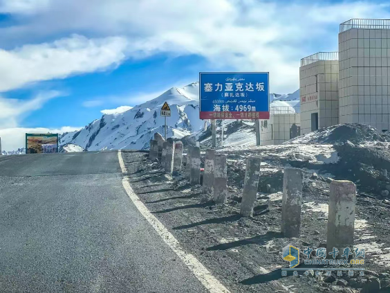 濰柴發(fā)電機組征戰(zhàn)雪域高原、巍巍昆侖！
