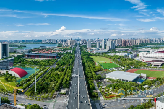 東風(fēng)汽車：堅(jiān)持長期主義 推動(dòng)產(chǎn)業(yè)健康發(fā)展
