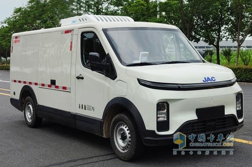 Van寶路冷藏車：城配冷鏈“掘金”利器，無懼“三高”挑戰(zhàn)