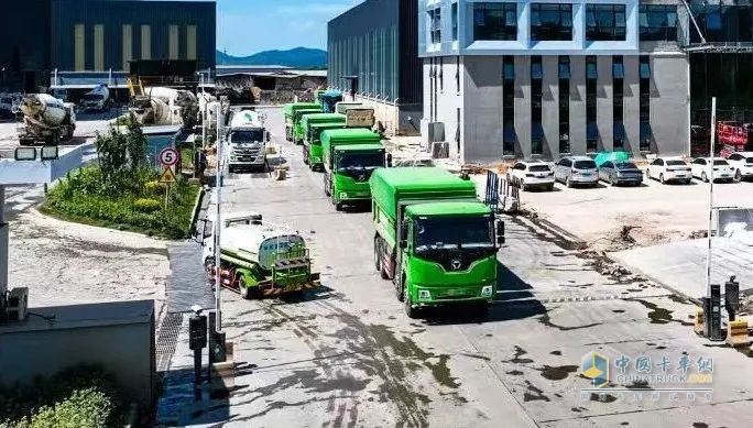 徐工新能源自卸車擦亮城市建設(shè)綠色底色