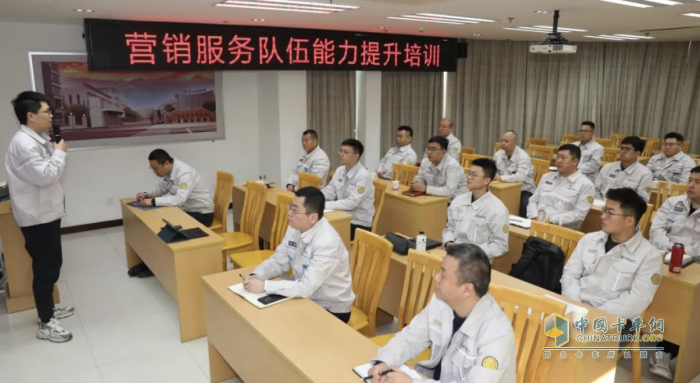 解放動力：淬煉營銷服務(wù)尖兵，開啟2025市場新程