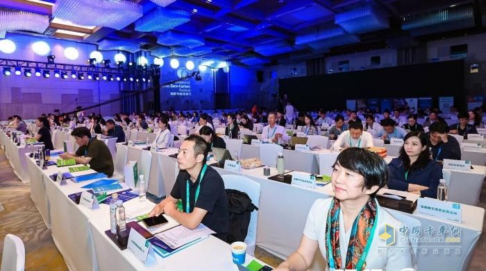 2025零碳節(jié)雙料大獎加冕！犀重汽車助推全球零碳進程的中國方案