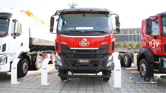 礦區(qū)山區(qū)運(yùn)輸難？乘龍H5 4×2極限自卸車(chē)輕松破局