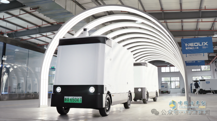 新石器X中通快遞：無人車把成本打下來