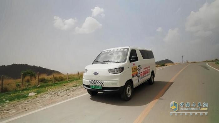 冠軍征途,無(wú)憂保障:奇瑞商用車護(hù)航鐵軍為2025環(huán)塔拉力賽保駕護(hù)航!