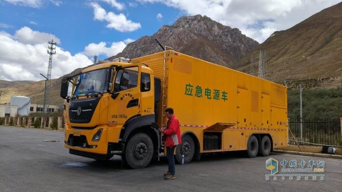 國之大事 必有東風(fēng) 東風(fēng)商用車馳援玉樹保電再顯擔(dān)當(dāng)