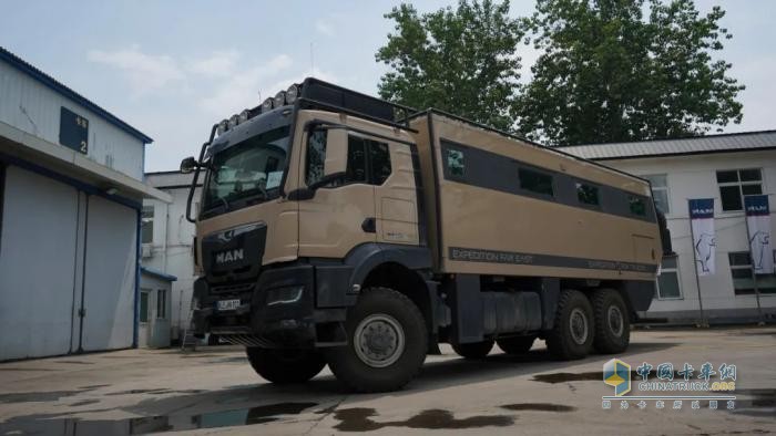 TGS底盤房車：高能強者的洲際之旅