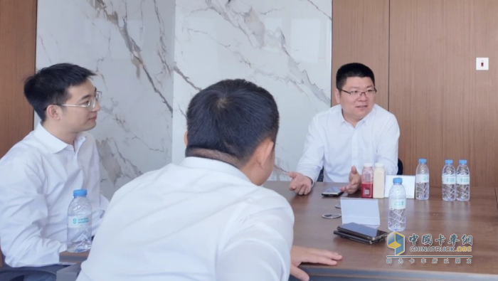 一汽解放：李勝深入沙特市場開展專題調(diào)研