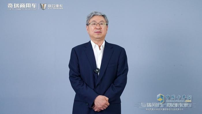 百臺交付 鋒芒新生！奇瑞商用車鳳凰系列超級重卡全球首發(fā)