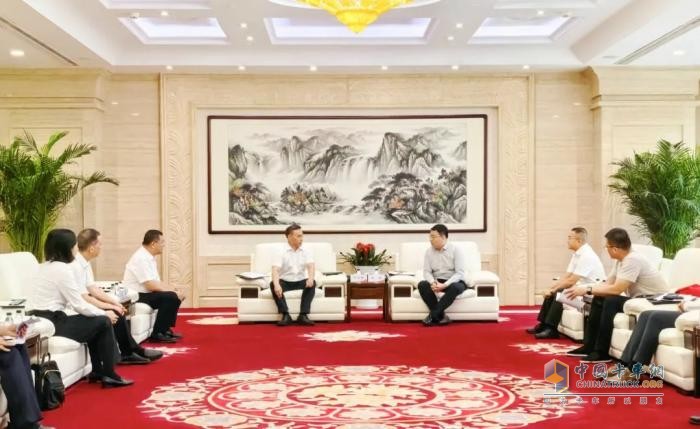 玉柴與京東舉行戰(zhàn)略合作會(huì)談
