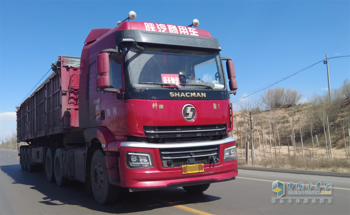 用過才知道有多好，榆林煤炭運(yùn)輸老司機(jī)點(diǎn)贊西康驍驤動(dòng)力