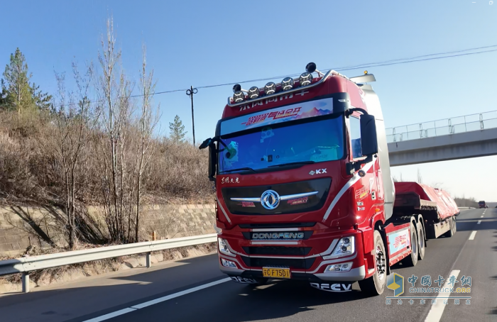 27.3kg/100km 1300公里長測東風天龍KX580燃氣車跑出好成績