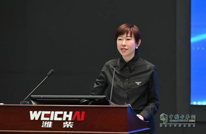 譚旭光：企業(yè)家要永葆旺盛斗志、無(wú)我無(wú)畏、吸收養(yǎng)分、合作溝通、挑戰(zhàn)困難！