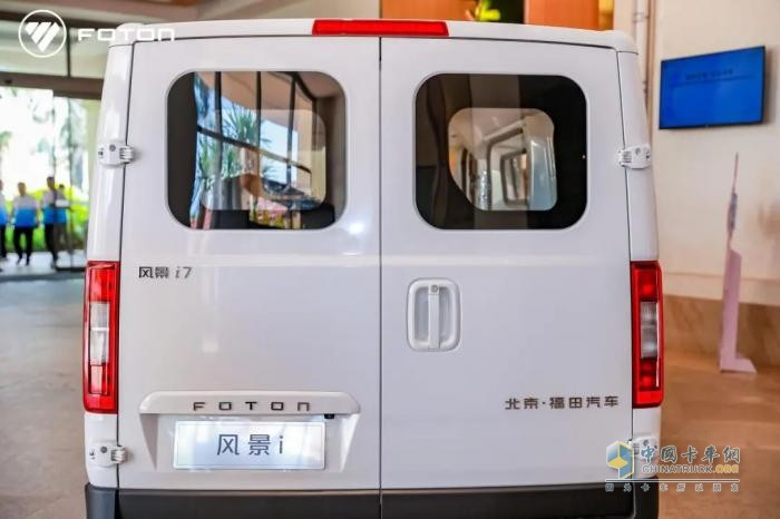 風(fēng)景i智慧超充新品發(fā)布，2C超充開(kāi)啟零碳新典范