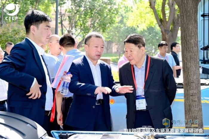 新能源、TIR、感動服務多點發(fā)力，助力解放五月終端銷量再拔頭籌！