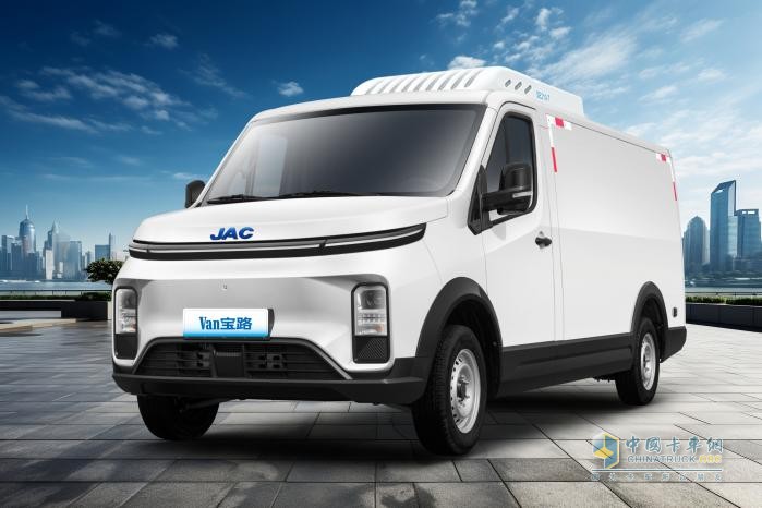 Van寶路冷藏車：城配冷鏈“掘金”利器，無懼“三高”挑戰(zhàn)