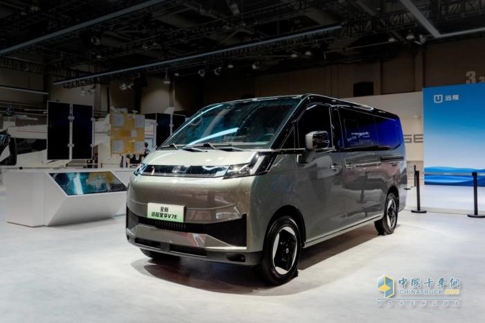 全新遠程星享V7E香港車展全球首發(fā)亮相！8.99萬開啟預(yù)售！