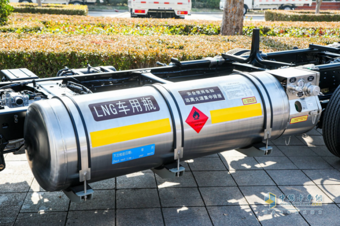 時代領航大G-LNG輕卡煥新登場，輕松解鎖多場景降本增效密碼