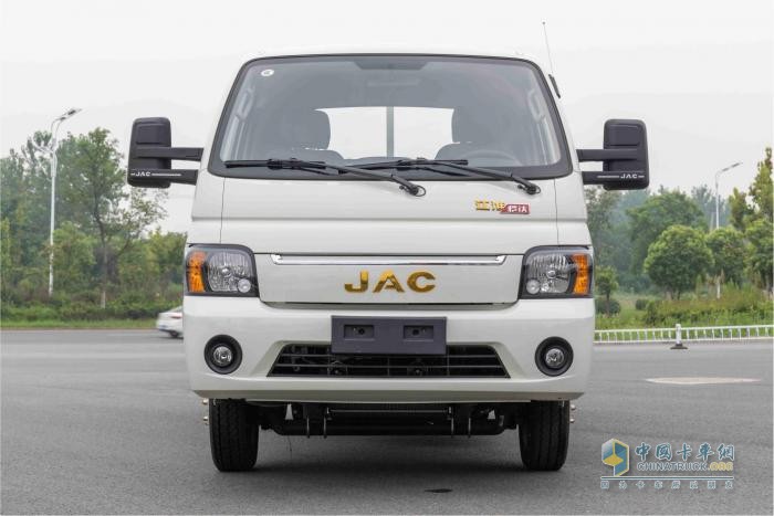 拉水果一車“兩”用，江淮1卡愷達(dá)是他的“解悶”神器