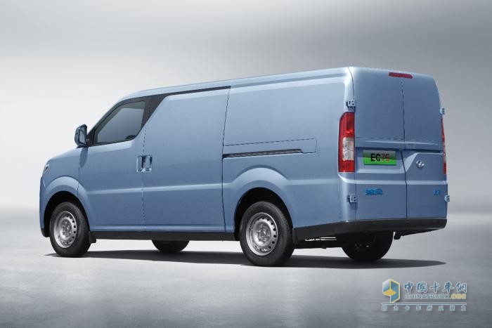 智能電動(dòng)超級VAN 瑞馳全新中型城配物流車EC75近期將上市