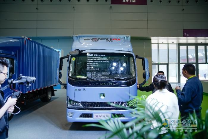 領(lǐng)勢(shì)而來 藍(lán)擎汽車新能源爆款新品重磅亮相深圳車展