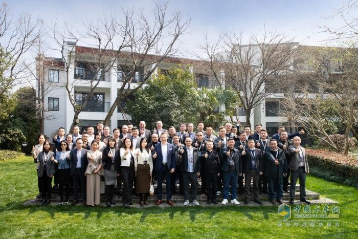 持續(xù)深耕高端市場！2025曼恩商用車（中國）經(jīng)銷商大會舉行
