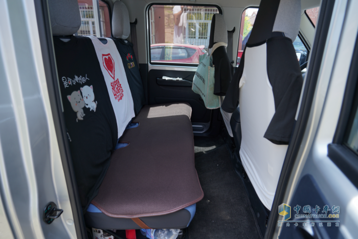 祥菱Q雙排小貨車：景區(qū)環(huán)衛(wèi)工朱師傅的工作生活好搭檔