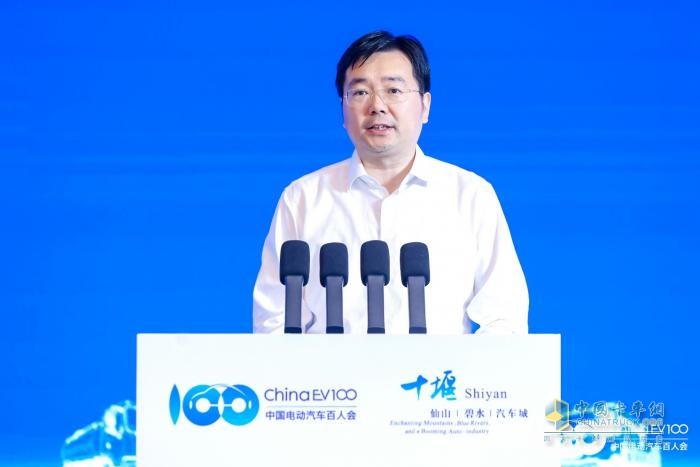 東風(fēng)商用車亮相2025專用車產(chǎn)業(yè)創(chuàng)新發(fā)展大會暨專用車科技展