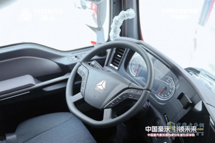聚焦寧波世界級港口，豪沃港拖車夏日樂享購賦能運(yùn)輸升級