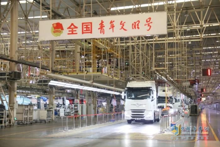 東風(fēng)商用車：又是TA們！這波流量TA們值得擁有