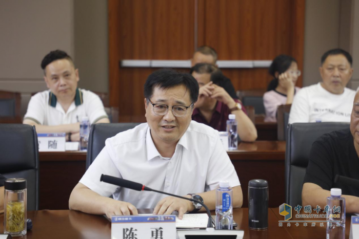 隨州市汽車行業(yè)協(xié)會走進(jìn)陜汽重卡